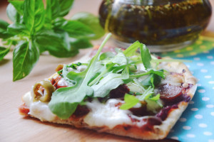 przepis na domową pizzę