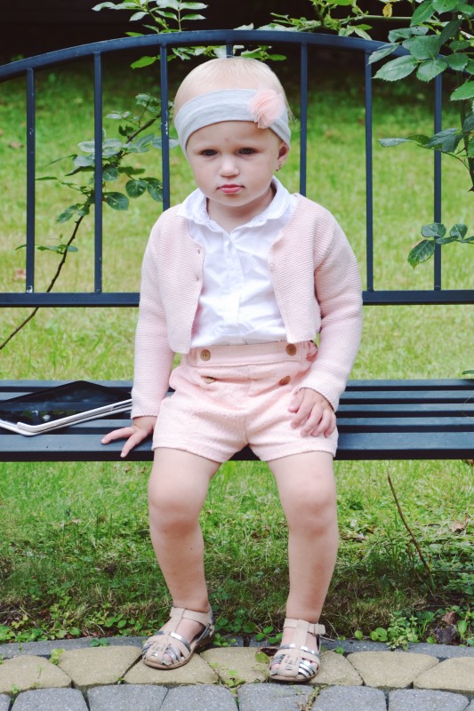 galowy strój dla malucha