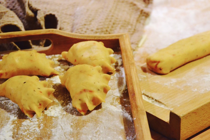 pierogi z włoskim farszem