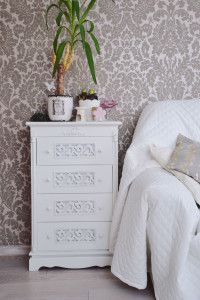 biała komoda shabby chic