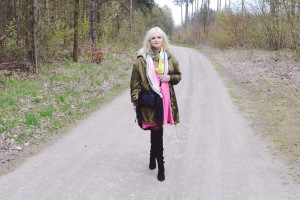 parka z sukienką stylizacje